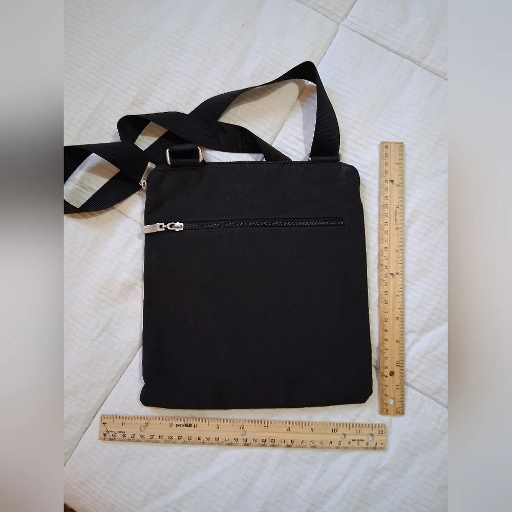 Baggallini Black Messenger Bag
